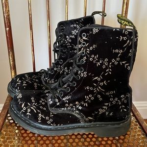 Dr. Martens Avery Velvet Floral Print Boot